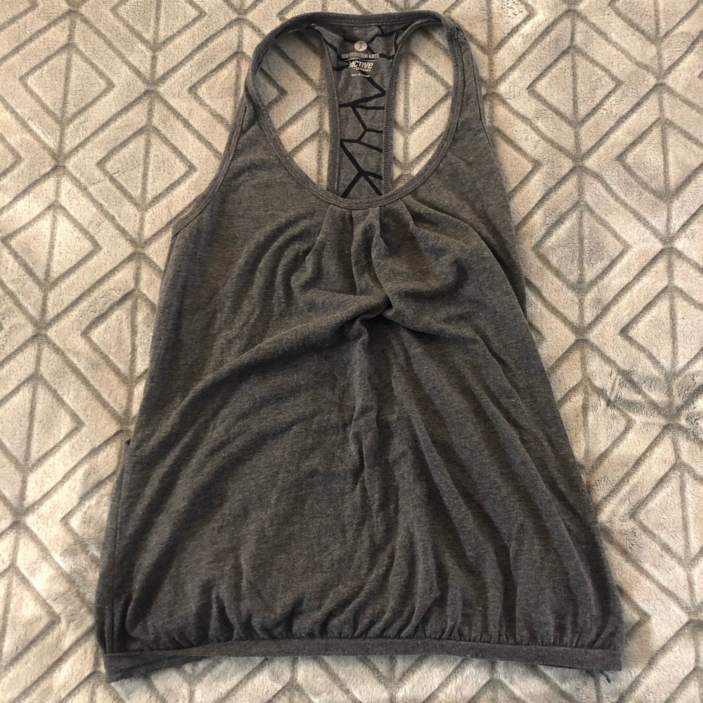 Old navy active open back top